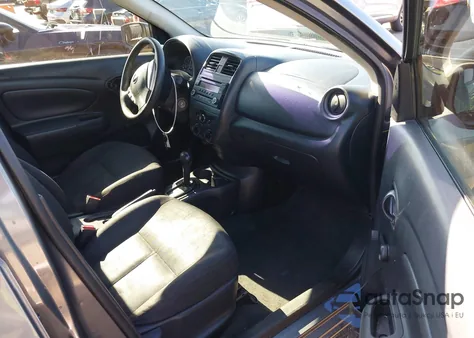 2016 Nissan Versa 1.6 S z USA, uszkodzony, nr VIN 3N1CN7AP5GL907331